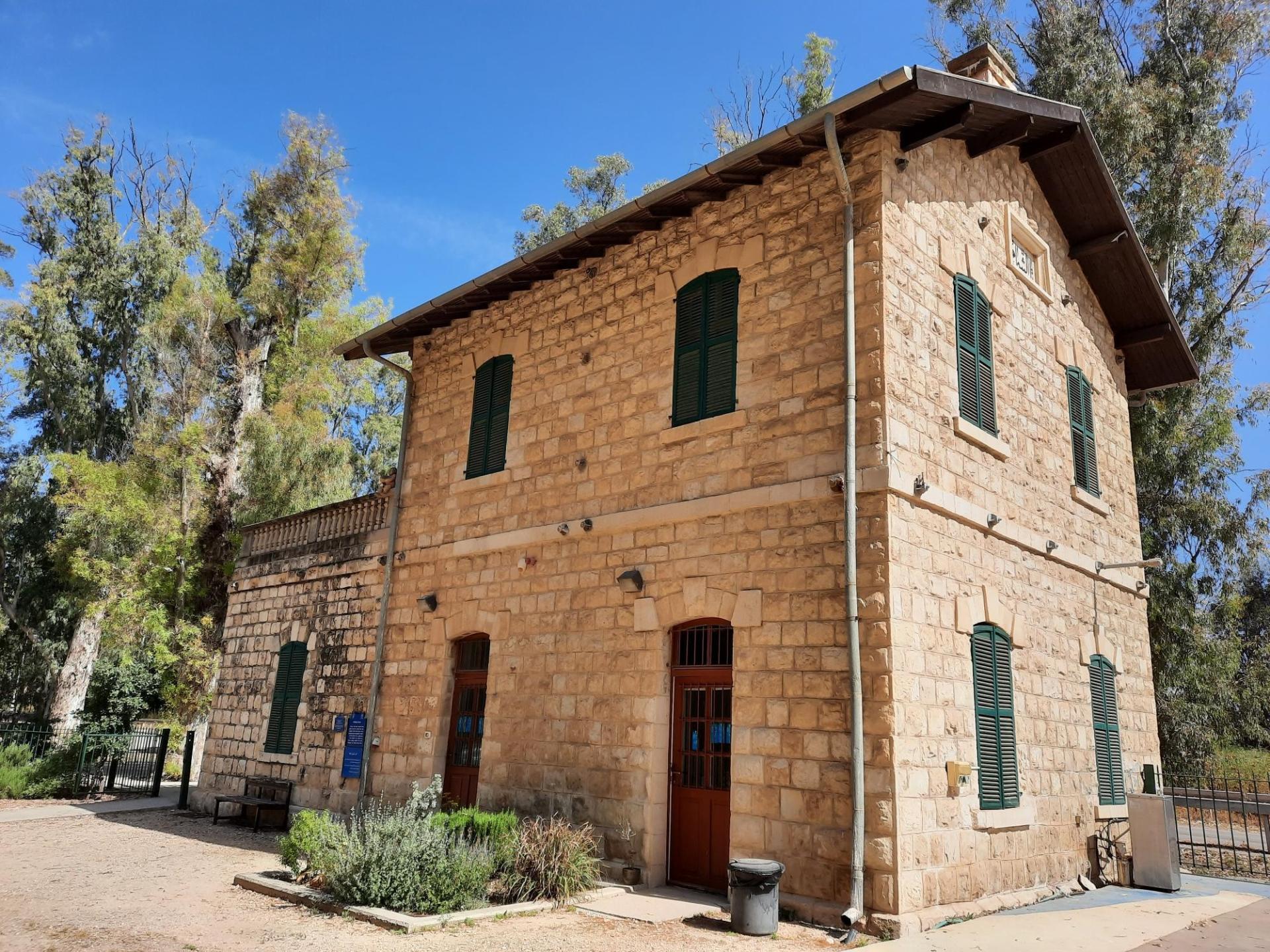 המבנה הדו קומתי 22.4.21.jpg